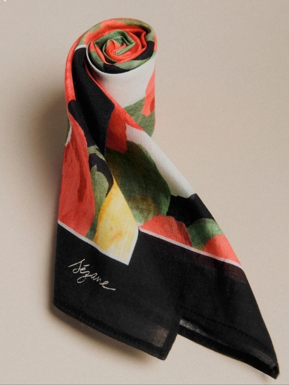 Scarf - Picture 1 of 4